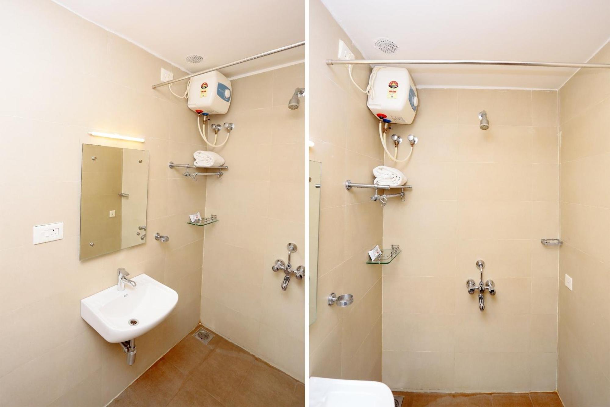Super Townhouse Dona Castle Hotel Kollam Exterior photo